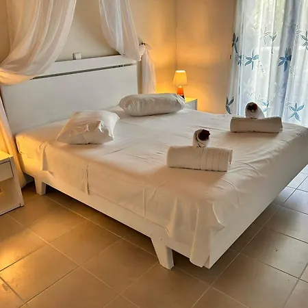 Apartment Dreams - Katelios,santa Barbara
